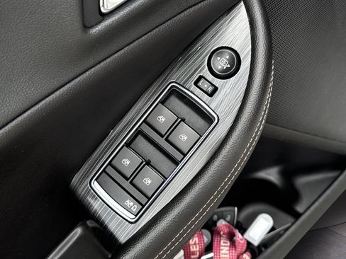 Used 2019 Chevrolet Impala Premier w/ Premier Confidence Package FWD image 18