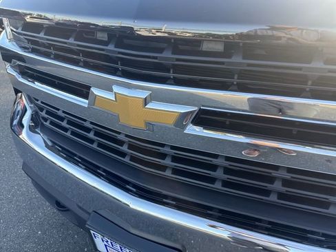Used 2021 Chevrolet Silverado 1500 LT AWD/4WD image 30