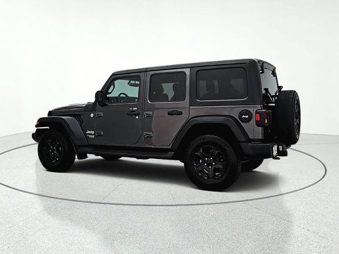 Used 2018 Jeep Wrangler Unlimited Sport S AWD/4WD image 4