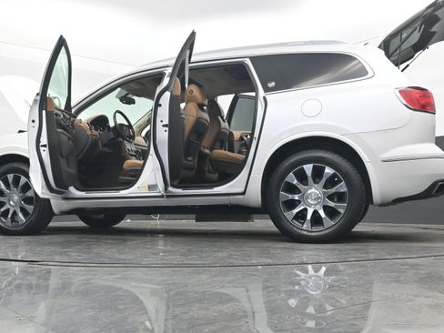 Used 2017 Buick Enclave Leather w/ Enclave Sport Touring Edition image 41