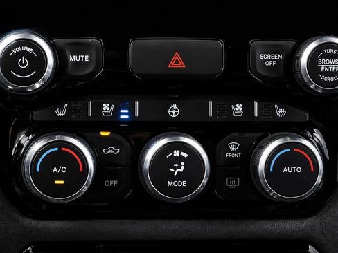 Used 2023 RAM 1500 Laramie AWD/4WD image 20