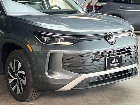 New 2025 Volkswagen Tiguan S image 40