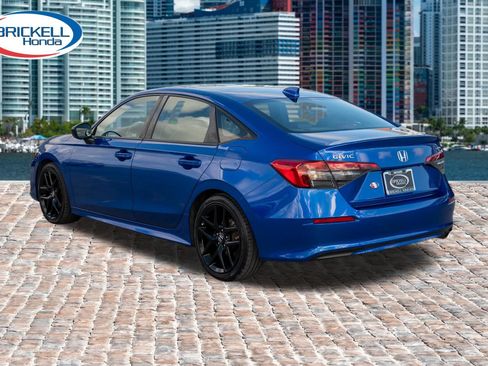 Used 2023 Honda Civic Sport image 7