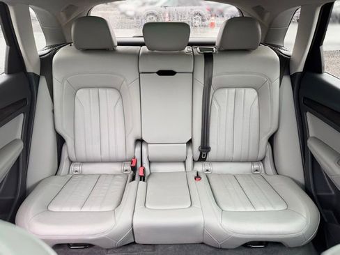 Used 2019 Audi Q5 2.0T Premium Plus image 23
