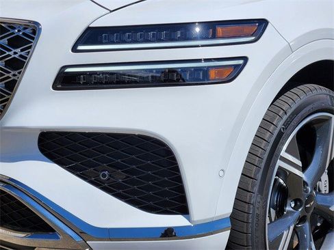 Used 2025 Genesis GV80 2.5T Prestige image 5