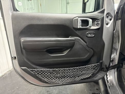 Used 2020 Jeep Wrangler Unlimited Sport S AWD/4WD image 21