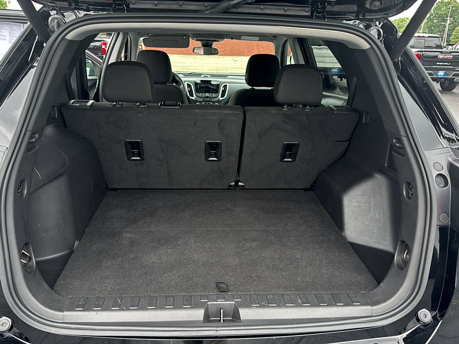 Used 2023 Chevrolet Equinox LT FWD image 20