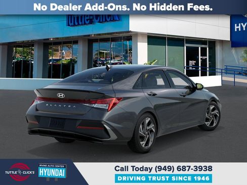 New 2025 Hyundai Elantra Sport image 4
