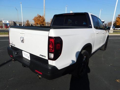 Used 2023 Honda Ridgeline Black Edition image 3