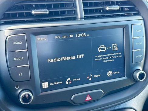 Used 2023 Kia Soul LX w/ LX Technology Package image 14