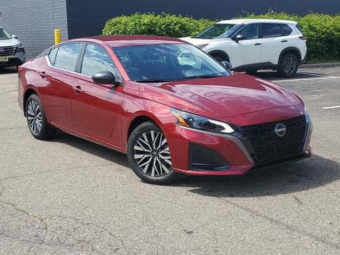 New 2026 Nissan Altima 2.5 SV AWD/4WD image 3