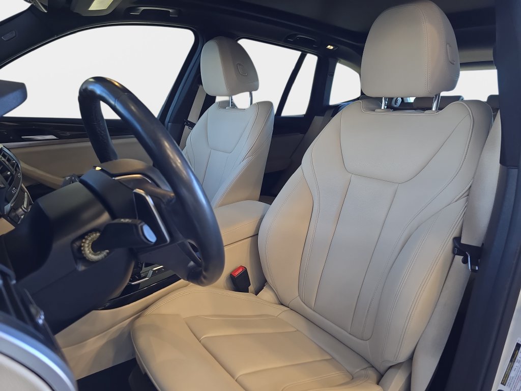 Used 2019 BMW X3 xDrive30i AWD/4WD image 18