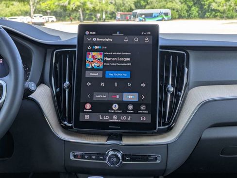 New 2026 Volvo XC60 B5 Plus w/ Protection Package Premier image 20