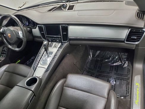 Used 2014 Porsche Panamera S image 14