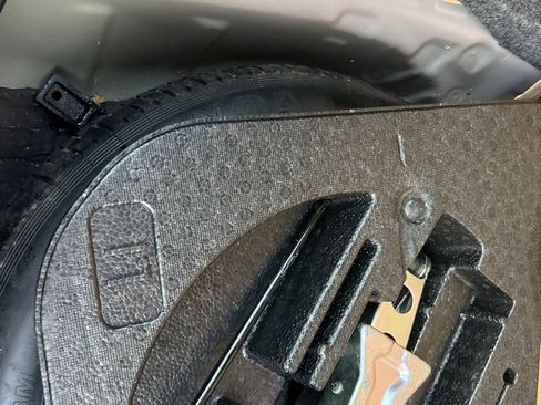 Used 2016 Honda Accord Sport image 23