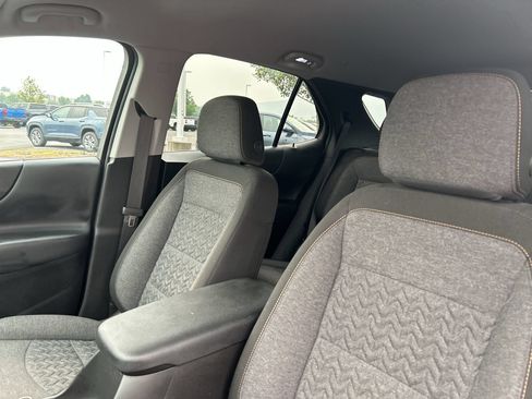 Used 2022 Chevrolet Equinox LT AWD/4WD image 23