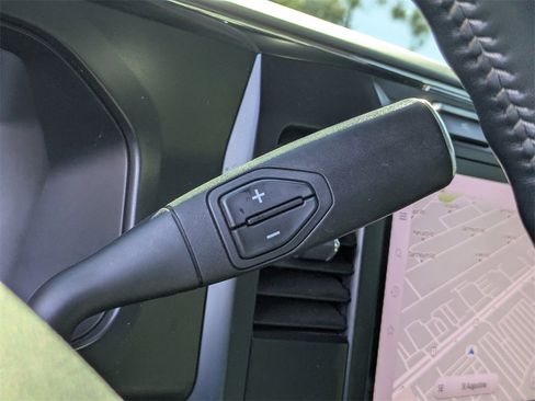 Used 2024 Ford F250 Lariat w/ Sport Appearance Package image 59