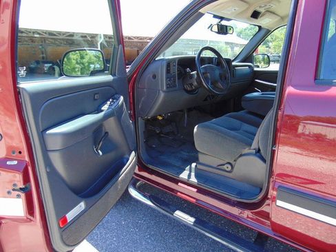 Used 2005 Chevrolet Silverado 1500 LS w/ Light Duty Power Package image 8