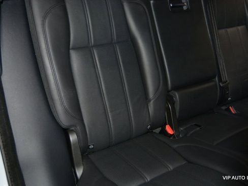 Used 2016 Land Rover Range Rover HSE image 25