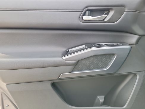 Certified 2024 Nissan Pathfinder SL AWD/4WD image 15