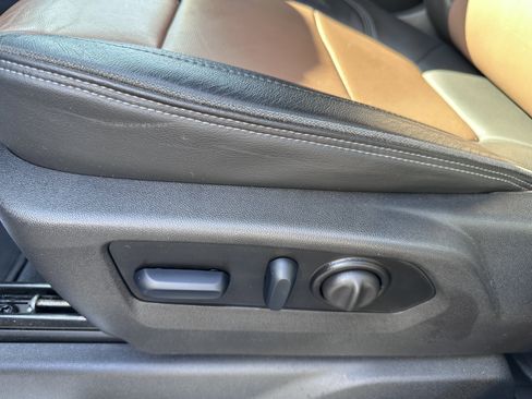 Used 2023 Chevrolet Silverado 2500 High Country image 18