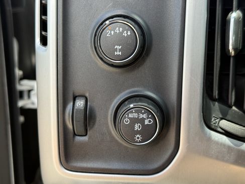 Used 2018 GMC Sierra 2500 SLT w/ Duramax Plus Package AWD/4WD image 23