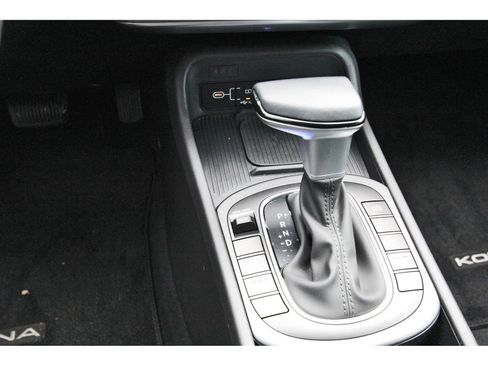 Used 2026 Hyundai Kona SEL Sport FWD image 16