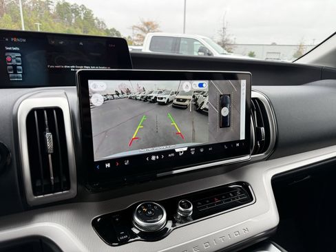 New 2026 Ford Expedition Max Active image 17