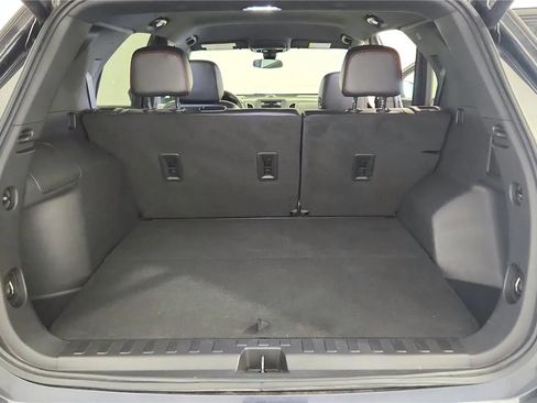 Used 2023 Chevrolet Equinox RS AWD/4WD image 36