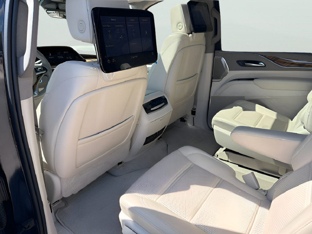 Used 2021 Cadillac Escalade ESV Premium Luxury Platinum w/ Heavy-Duty Trailer Package AWD/4WD image 34