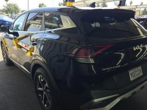 Used 2023 Kia Sportage EX FWD image 4