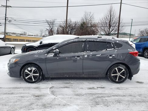 Used 2019 Subaru Impreza 2.0i Premium image 5