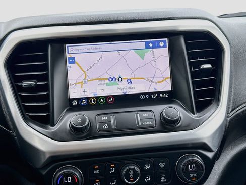 Used 2023 GMC Acadia SLT w/ Preferred Package AWD/4WD image 13