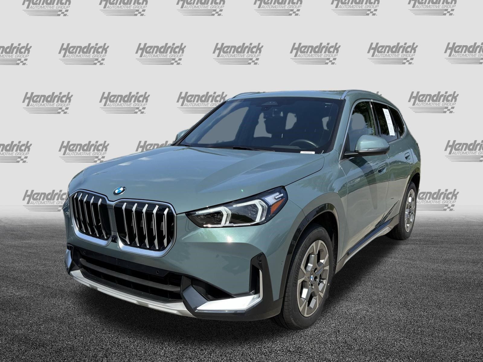 Certified 2025 BMW X1 xDrive28i AWD/4WD image 5