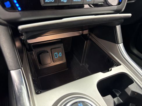 Used 2020 Ford Explorer Limited image 29