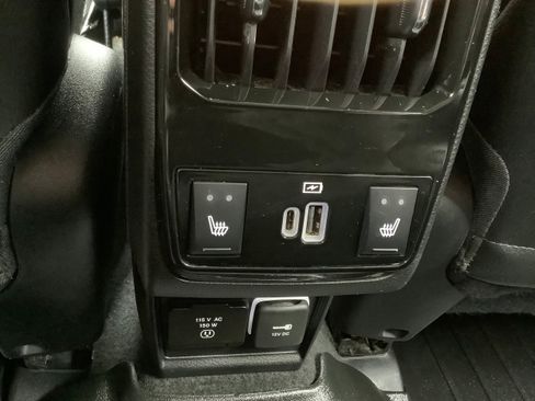 Used 2022 Jeep Compass Limited w/ Elite Group AWD/4WD image 14