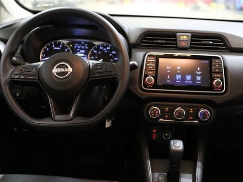 Certified 2025 Nissan Versa S w/ Trunk Package image 17