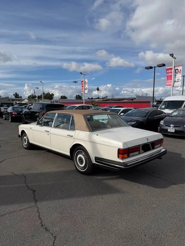 Used 1988 Rolls-Royce Silver Spur RWD image 4