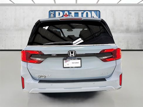 New 2026 Honda Odyssey Elite image 6