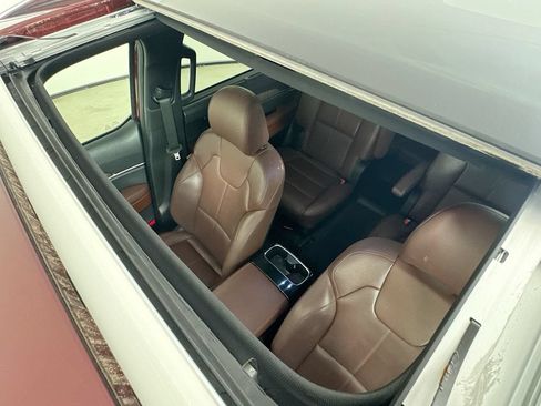Used 2023 Kia Telluride EX w/ EX Captain's Chair Package FWD image 27