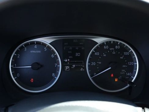 New 2025 Nissan Kicks Play S image 28