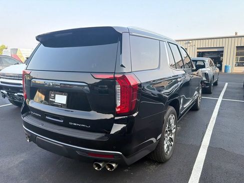 Used 2024 GMC Yukon Denali Ultimate w/ LPO, Floor Liner Package AWD/4WD image 4