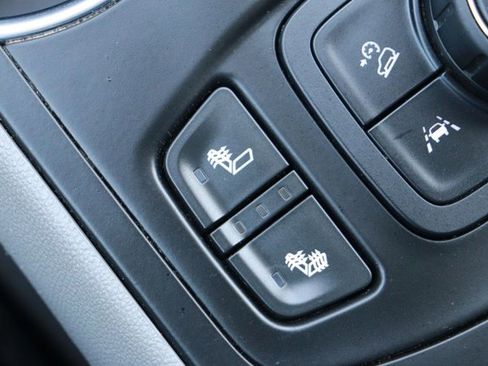 Used 2023 GMC Terrain SLT FWD image 19