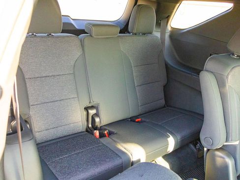 New 2026 Chevrolet Traverse LT w/ Enhanced Driving Package image 16