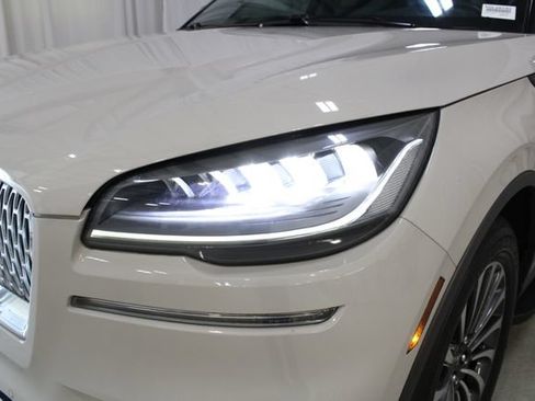 Used 2020 Lincoln Aviator Reserve w/ Elements Package Plus AWD/4WD image 34