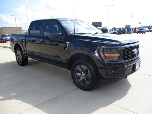 Used 2025 Ford F150 STX w/ Equipment Group 200A AWD/4WD image 9