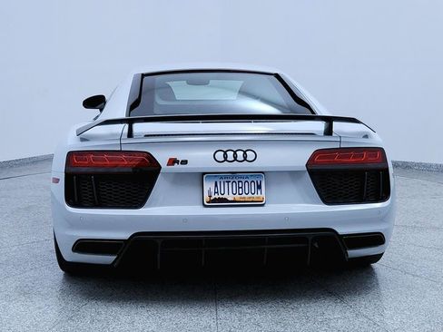 Used 2018 Audi R8 V10 plus image 4