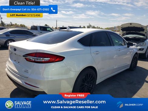 Used 2019 Ford Fusion SE FWD image 4