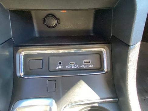 Certified 2023 Subaru Ascent Premium w/ Convenience Package AWD/4WD image 29