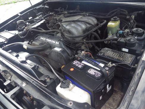 Used 1999 Toyota 4Runner SR5 AWD/4WD image 32